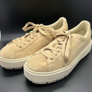 Women’s Puma Trace Platform Suede Tan Sneakers 365830 02 US 9